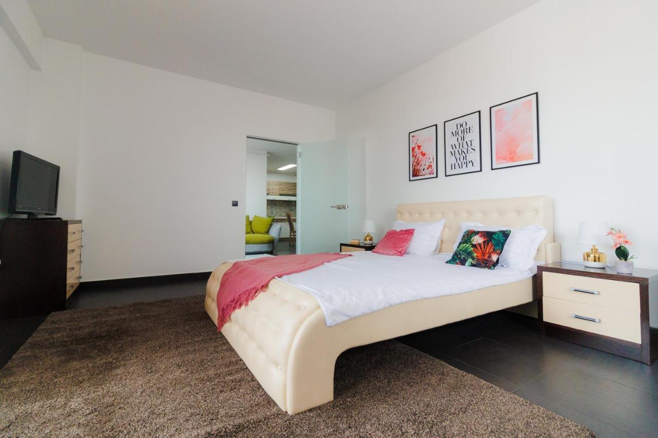 Plaza Apartment Σάτου Μάρε Εξωτερικό φωτογραφία