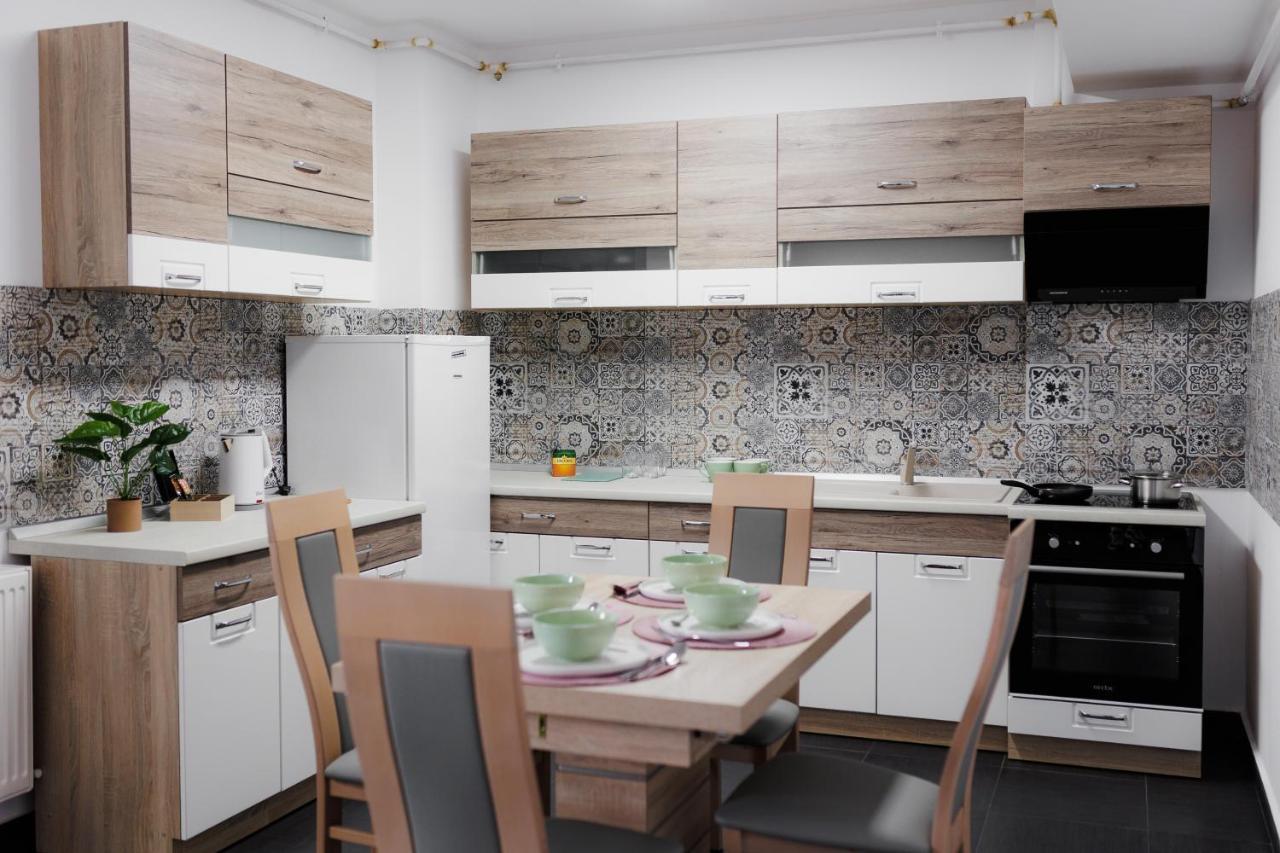 Plaza Apartment Σάτου Μάρε Εξωτερικό φωτογραφία